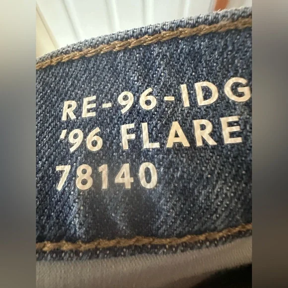 J. Crew ‘96 Vintage Flare Jeans Mid Wash Womens 26P. - Picture 12 of 15